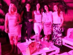 Foto de la galería: Cóctel Rosa del Cerro, en la lucha y prevención del cáncer de mama en Posadas