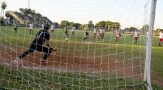 Foto de la galería: Victoria auriazul en el inicio del Torneo Oficial de la Liga Posadeña de Fútbol