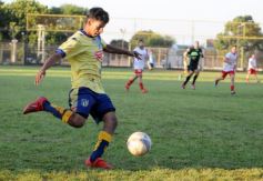Foto de la galería: Victoria auriazul en el inicio del Torneo Oficial de la Liga Posadeña de Fútbol