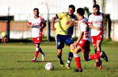 Foto de la galería: Victoria auriazul en el inicio del Torneo Oficial de la Liga Posadeña de Fútbol