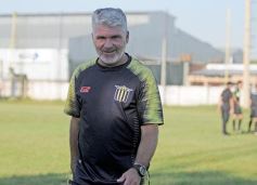 Foto de la galería: Victoria auriazul en el inicio del Torneo Oficial de la Liga Posadeña de Fútbol