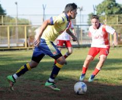 Foto de la galería: Victoria auriazul en el inicio del Torneo Oficial de la Liga Posadeña de Fútbol