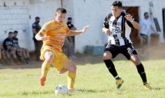Sixto Fotografías. Deportes. Liga Posadeña A - El Decano sumó su primer triunfo en el Torneo de Fútbol Posadeño