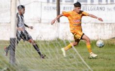 Foto de la galería: El Decano sumó su primer triunfo en el Torneo de Fútbol Posadeño