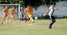 Foto de la galería: El Decano sumó su primer triunfo en el Torneo de Fútbol Posadeño