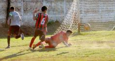 Foto de la galería: Huracán goleó en la segunda fecha de la Liga