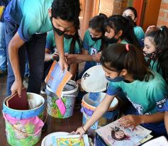 Foto de la galería: Butaca Biblioteca, educación con vocación e ingenio