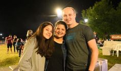 Foto de la galería: Productores, familias y amigos disfrutaron del Remate Nocturno en Dos de Mayo