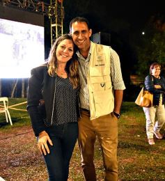 Foto de la galería: Productores, familias y amigos disfrutaron del Remate Nocturno en Dos de Mayo