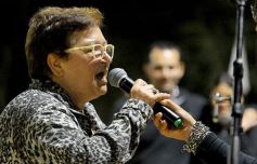 Foto de la galería: Productores, familias y amigos disfrutaron del Remate Nocturno en Dos de Mayo