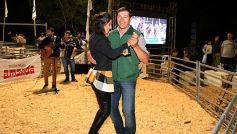 Foto de la galería: Productores, familias y amigos disfrutaron del Remate Nocturno en Dos de Mayo