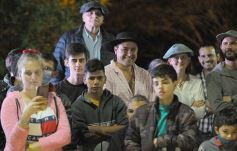 Foto de la galería: Productores, familias y amigos disfrutaron del Remate Nocturno en Dos de Mayo