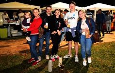 Foto de la galería: Productores, familias y amigos disfrutaron del Remate Nocturno en Dos de Mayo