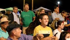 Foto de la galería: Productores, familias y amigos disfrutaron del Remate Nocturno en Dos de Mayo