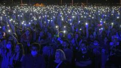 Foto de la galería: Fanáticos deliraron en la espectacular presentación de Tini en Posadas