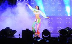 Foto de la galería: Fanáticos deliraron en la espectacular presentación de Tini en Posadas