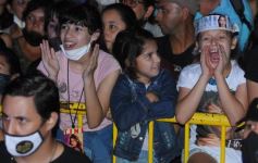 Foto de la galería: Fanáticos deliraron en la espectacular presentación de Tini en Posadas