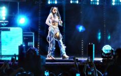 Foto de la galería: Fanáticos deliraron en la espectacular presentación de Tini en Posadas