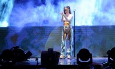 Foto de la galería: Fanáticos deliraron en la espectacular presentación de Tini en Posadas