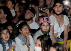 Foto de la galería: Fanáticos deliraron en la espectacular presentación de Tini en Posadas