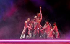 Foto de la galería: Fanáticos deliraron en la espectacular presentación de Tini en Posadas