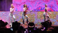 Foto de la galería: Fanáticos deliraron en la espectacular presentación de Tini en Posadas