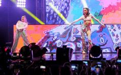 Foto de la galería: Fanáticos deliraron en la espectacular presentación de Tini en Posadas