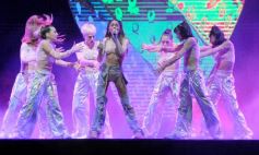 Foto de la galería: Fanáticos deliraron en la espectacular presentación de Tini en Posadas