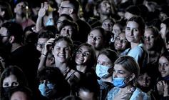 Foto de la galería: Fanáticos deliraron en la espectacular presentación de Tini en Posadas