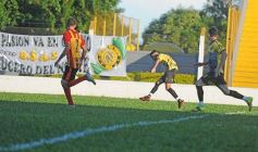 Foto de la galería: El Colectivero empató y cerró su participación en el Federal A