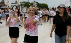 Foto de la galería: Volvió la fiesta con la Estudiantina posadeña