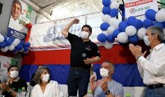 Foto de la galería: La Agrupación Salud del Frente Renovador cerró su campaña en la Costanera