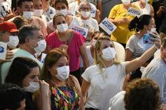 Foto de la galería: La Agrupación Salud del Frente Renovador cerró su campaña en la Costanera