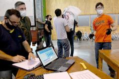 Foto de la galería: Se puso en marcha la distribución de urnas para las elecciones legislativas 2021