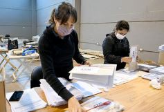 Foto de la galería: Se puso en marcha la distribución de urnas para las elecciones legislativas 2021