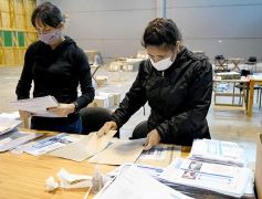 Foto de la galería: Se puso en marcha la distribución de urnas para las elecciones legislativas 2021