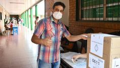 Foto de la galería: Acompañamiento y compromiso ciudadano en los comicios legislativos en Posadas