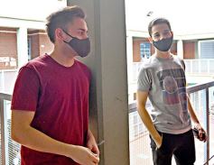 Foto de la galería: Acompañamiento y compromiso ciudadano en los comicios legislativos en Posadas