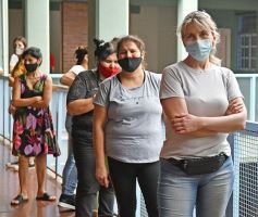 Foto de la galería: Acompañamiento y compromiso ciudadano en los comicios legislativos en Posadas