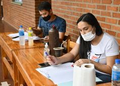 Foto de la galería: Acompañamiento y compromiso ciudadano en los comicios legislativos en Posadas