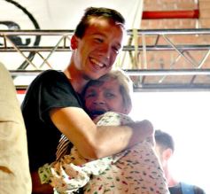 Foto de la galería: Triunfo electoral y celebración compartida en la Casa Radical de Posadas