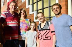 Foto de la galería: Triunfo electoral y celebración compartida en la Casa Radical de Posadas