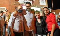 Foto de la galería: Triunfo electoral y celebración compartida en la Casa Radical de Posadas