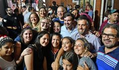 Foto de la galería: Triunfo electoral y celebración compartida en la Casa Radical de Posadas
