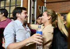 Foto de la galería: Triunfo electoral y celebración compartida en la Casa Radical de Posadas