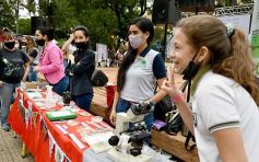 Foto de la galería: Conocimiento y encuentro en la Kermés Científica de la UNaM