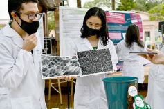 Foto de la galería: Conocimiento y encuentro en la Kermés Científica de la UNaM
