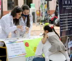 Foto de la galería: Conocimiento y encuentro en la Kermés Científica de la UNaM