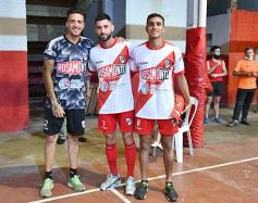 Foto de la galería: Guaraní presentó su plantel y la nueva camiseta para el Torneo Regional