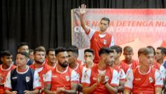 Foto de la galería: Guaraní presentó su plantel y la nueva camiseta para el Torneo Regional